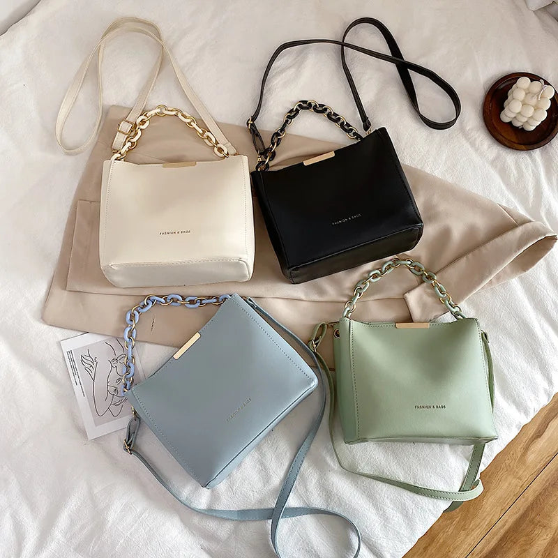 Retro Casual Women Totes Shoulder Bags - Leather Solid Chain Handbags