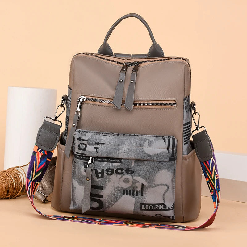 Famous Women Backpack Anti Theft Waterproof Backpack Large Capacity School Bag