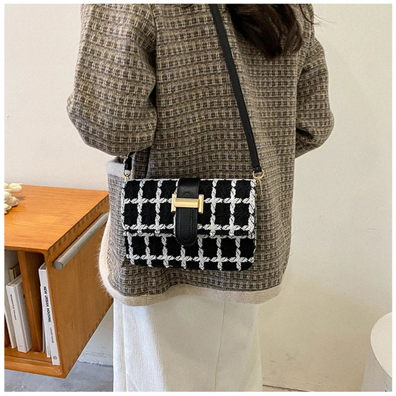 Vintage Flap Shoulder Bag for Women Small Phone Purse