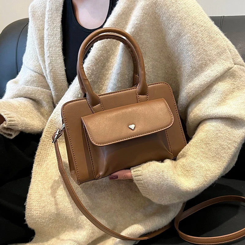 Western Style Shoulder Bags Women's Handbags Simple Retro Messenger Bags