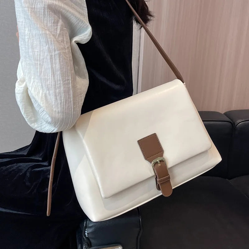 Women's Large Capacity Shoulder Bag Messenger Bag