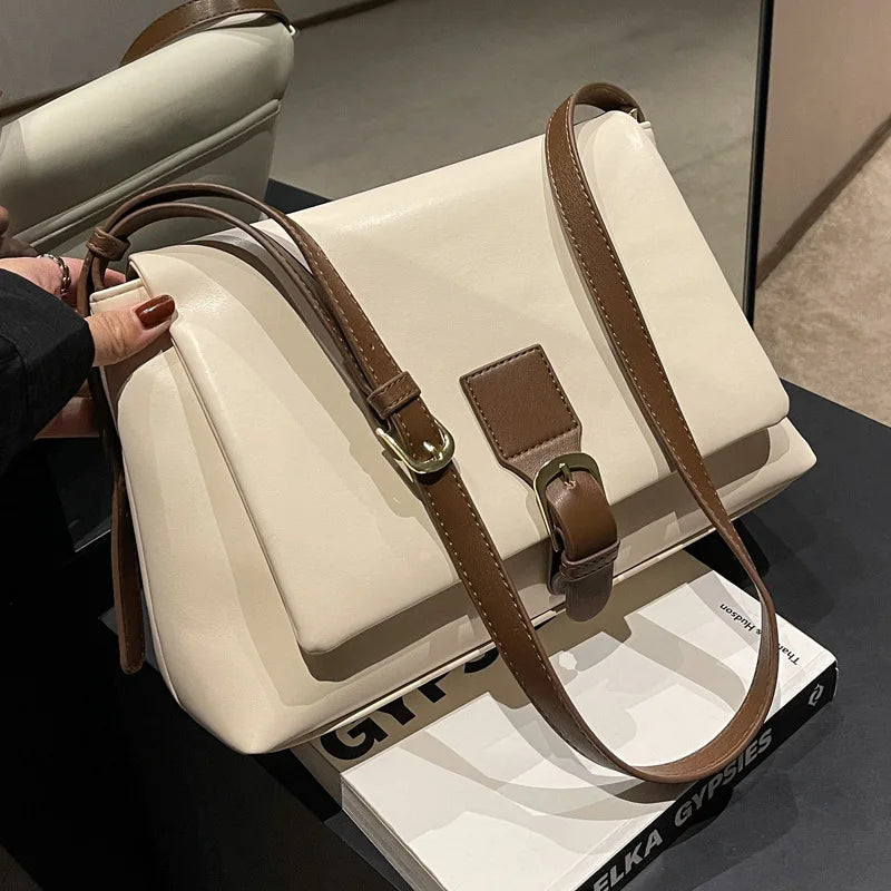Women's Large Capacity Shoulder Bag Messenger Bag