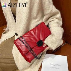 Large Capacity PU Leather Crossbody Bag Lattice Pattern Street Commuter Satchel