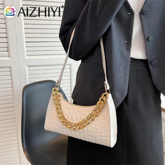 Solid Leather Shoulder Bag Top Handle for Traveling