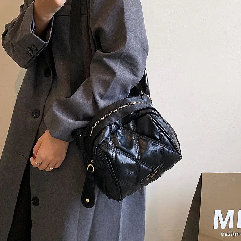 Lozenge Saddle Shoulder Bag Soft Leather Crossbody Winter Messenger Purse