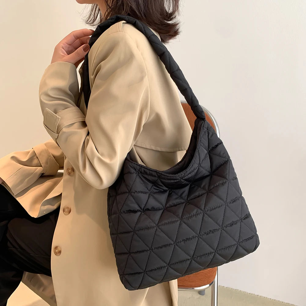 Soft Cotton Shoulder Bag Quilted Rhombus Pattern Lightweight Handbag