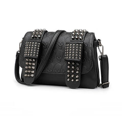Skull Rivet Shoulder Bag Women Large Capacity Messenger Bag