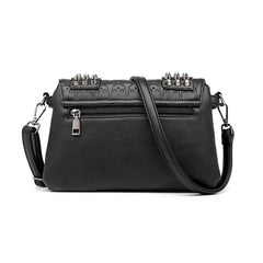 Skull Rivet Shoulder Bag Women Large Capacity Messenger Bag