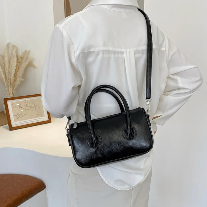 Soft-Faced PU Zipper Handbag Women Solid Square Diagonal Bag