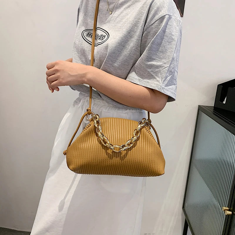 Thick Chains Women Shoulder Bags Clip Shell Handbags