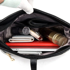 Tassel Leather Shoulder Bag for Women - Crossbody Messenger Tote Handbags