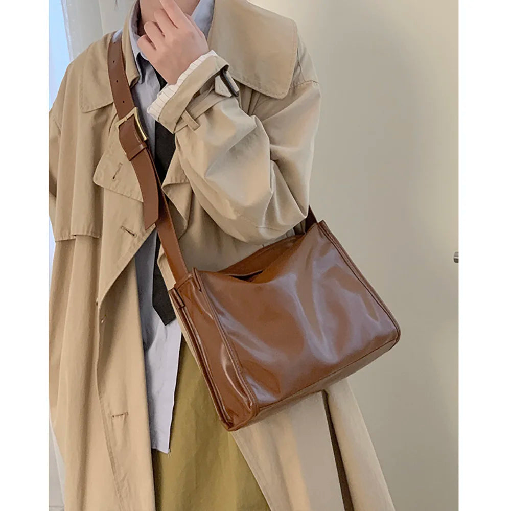 Retro Pu Leather Messenger Bag Large Capacity Shoulder Bag
