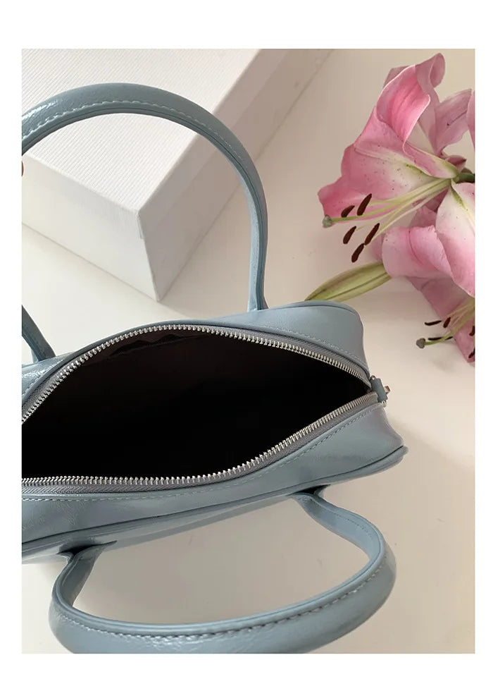 Retro Oil Wax Leather Crossbody Bag for Women