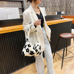 Leopard Love Heart Pattern Plush Shoulder Bag