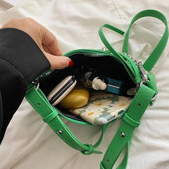 Women Rivet Crossbody Bag Chain Shoulder Messenger Bag