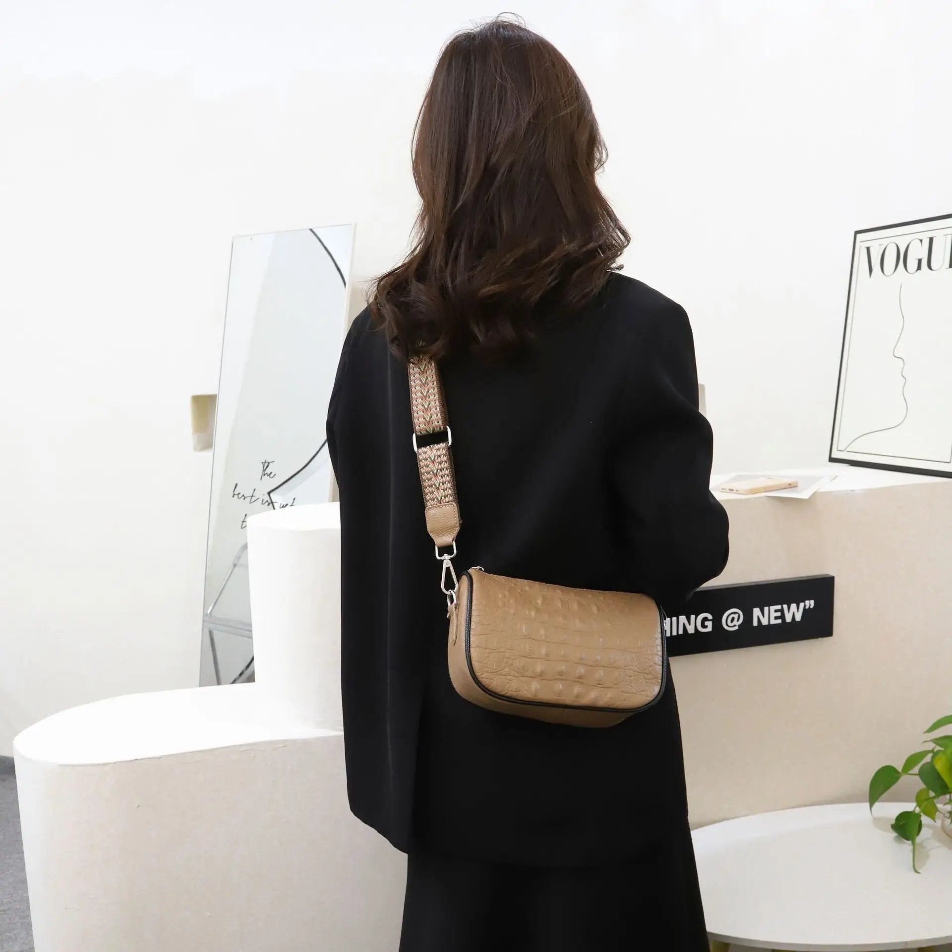 Women Shoulder Bag Crocodile Embossed Leather Wide Strap Crossbody Bags