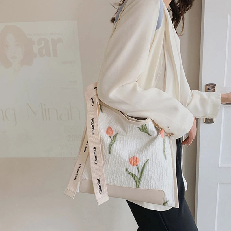 Women's Summer Flower Handbag with Tulip Print Tote