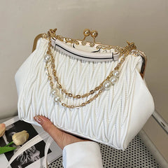 Chain Kiss Lock Shell Crossbody Bags