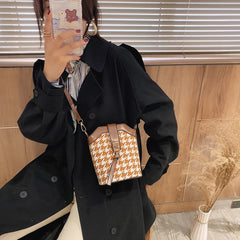 Woolen Splicing Messenger Bag Women PU Casual Bucket Shoulder Pouch