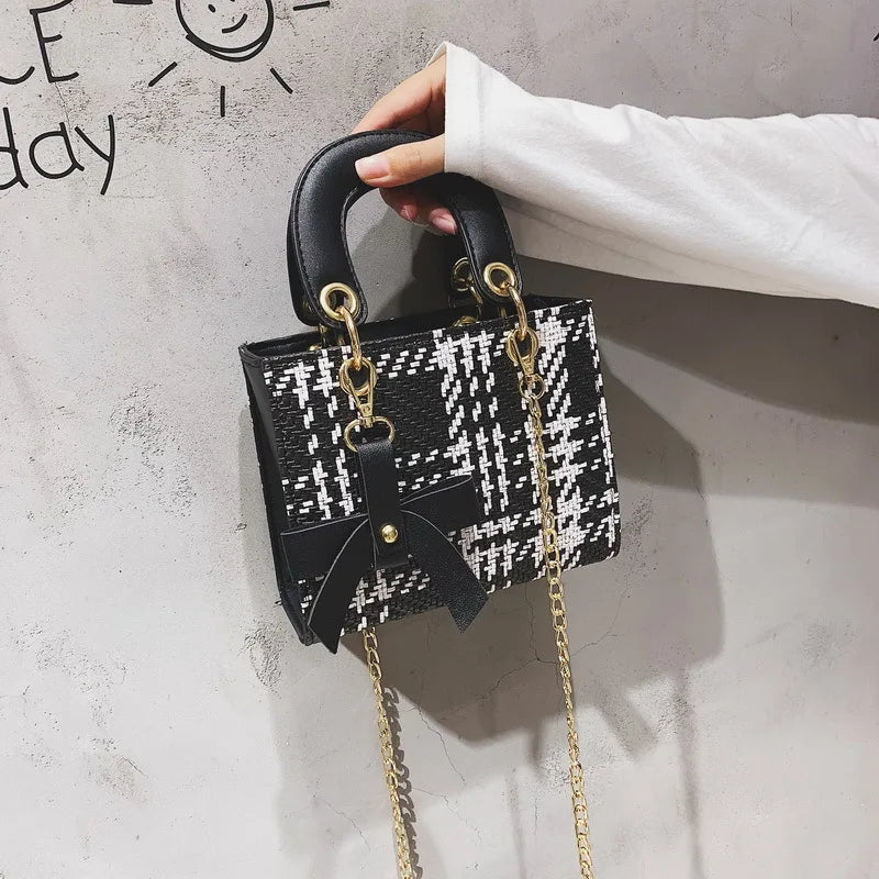 Striped Women's Shoulder Bag PU Handbag Metal Shoulder Strap