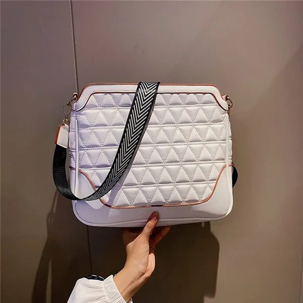 Versatile Large Capacity Tote Bag for Women