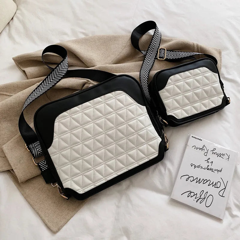 Versatile Large Capacity Tote Bag for Women