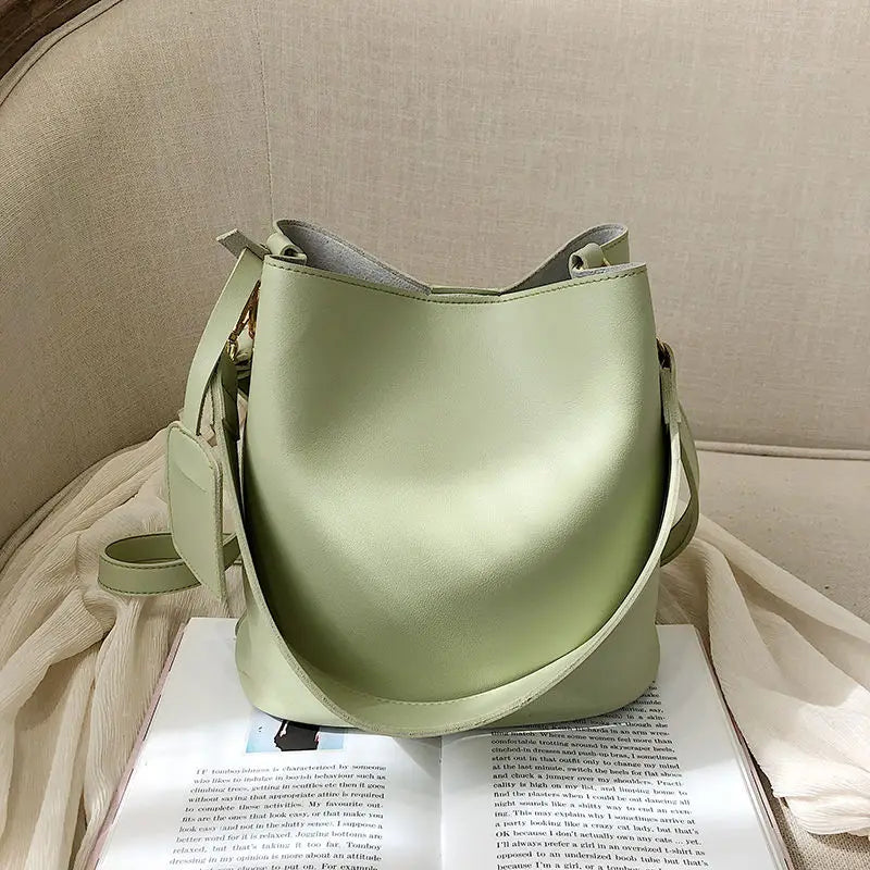 Wide Strap Bucket Bag Women Shoulder Bags PU Crossbody Bag Large Capacity