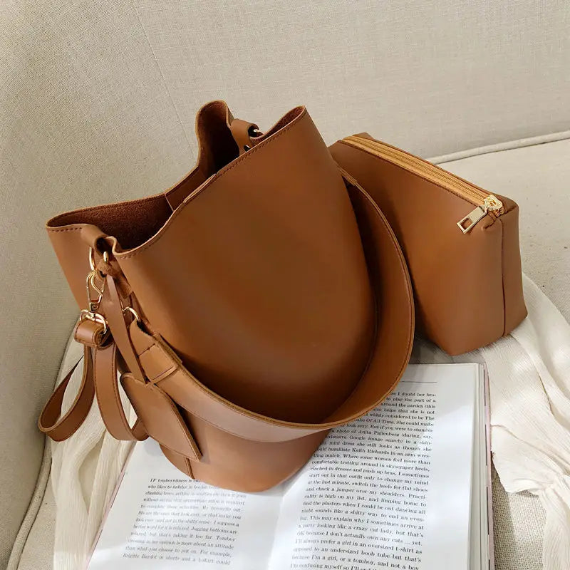 Wide Strap Bucket Bag Women Shoulder Bags PU Crossbody Bag Large Capacity
