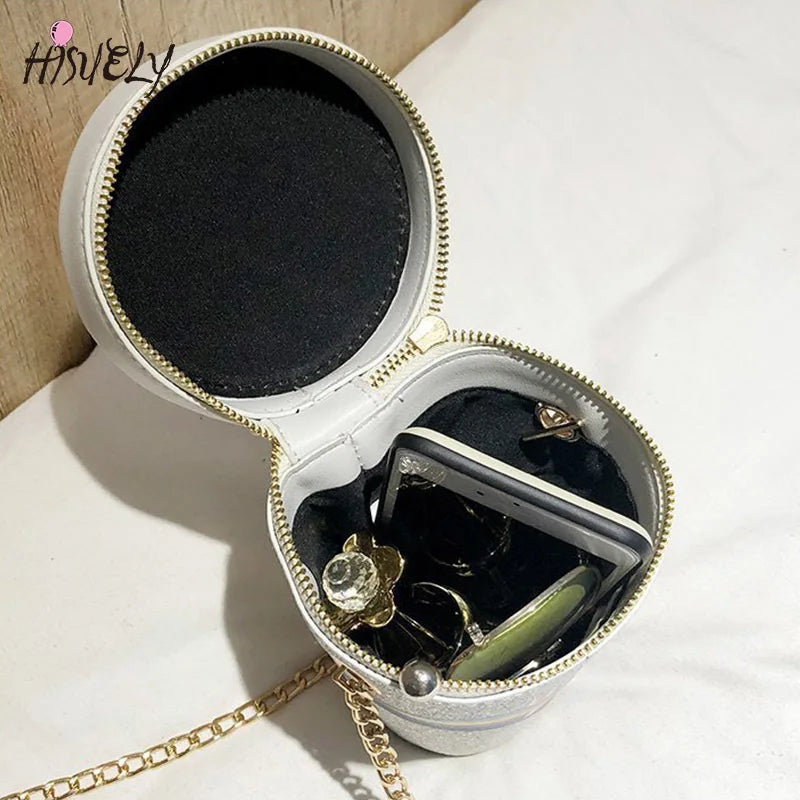 Women's Straw Travel Bag with Metal Chain and Sequin Shoulder Bag