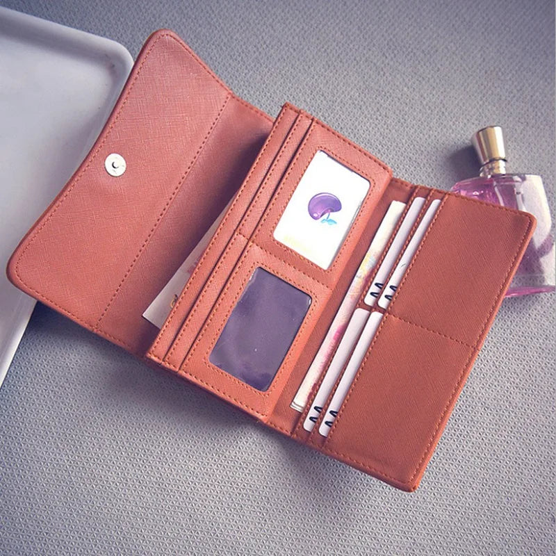 Hollow Tri-Fold Long Retro Wallet, High-Quality, Youthful Choice
