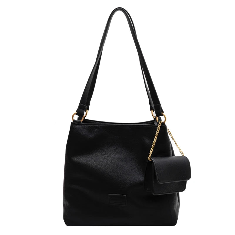 Fashionable Shoulder Bags Soft Adjustable Strap Big Pockets PU Leather