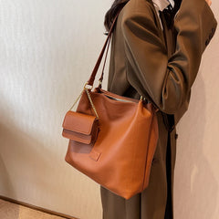 Fashionable Shoulder Bags Soft Adjustable Strap Big Pockets PU Leather