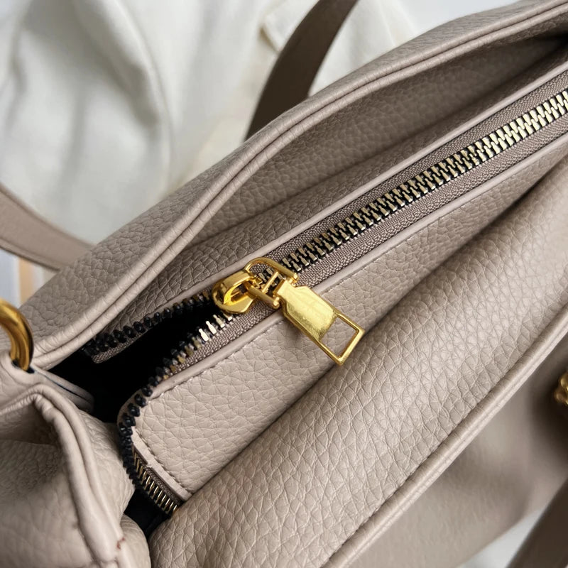 Fashionable Shoulder Bags Soft Adjustable Strap Big Pockets PU Leather