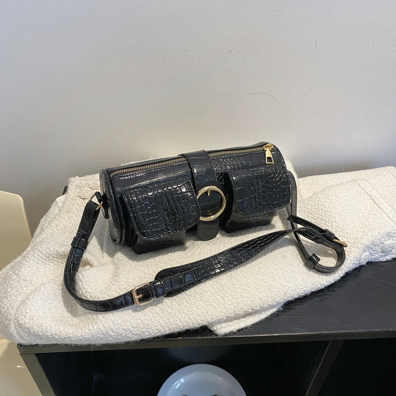 Women's Small Leather Messenger Bag Crossbody Shoulder Tote