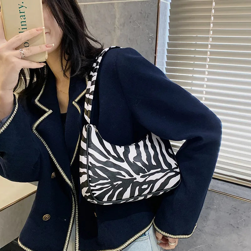 Vintage Leather Animal Pattern Shoulder Bag