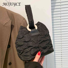 Flower Quilted Women Messenger Bag Chain Underarm Bag