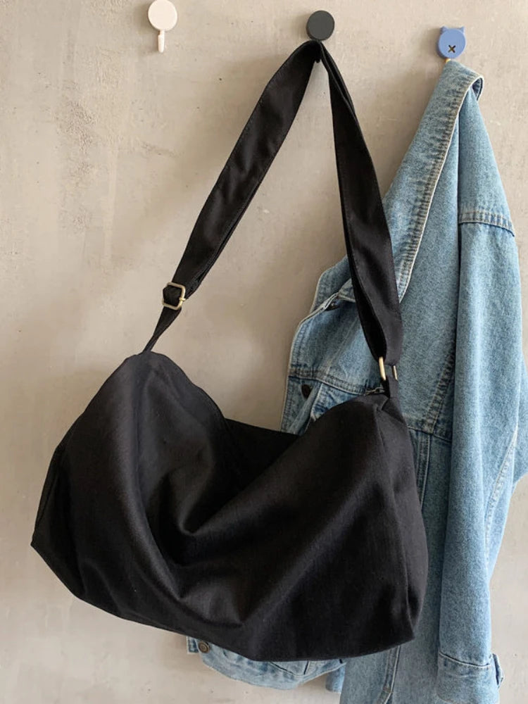 Foufurieux Large-capacity Messenger Bag