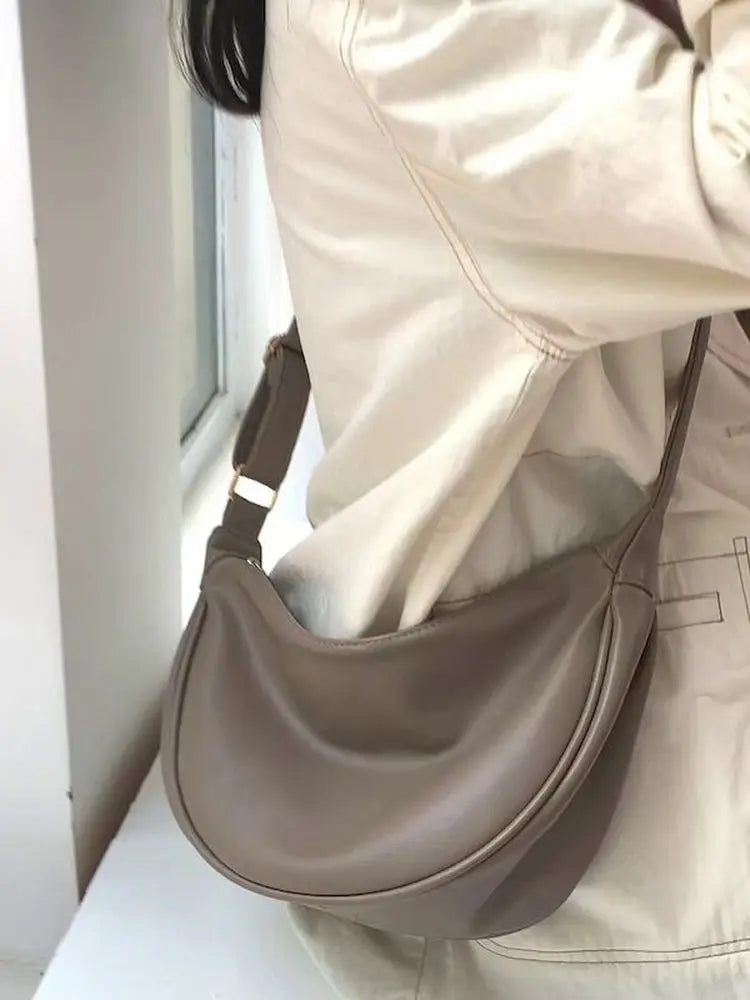 Large-capacity Pu Leather Messenger Bag Female