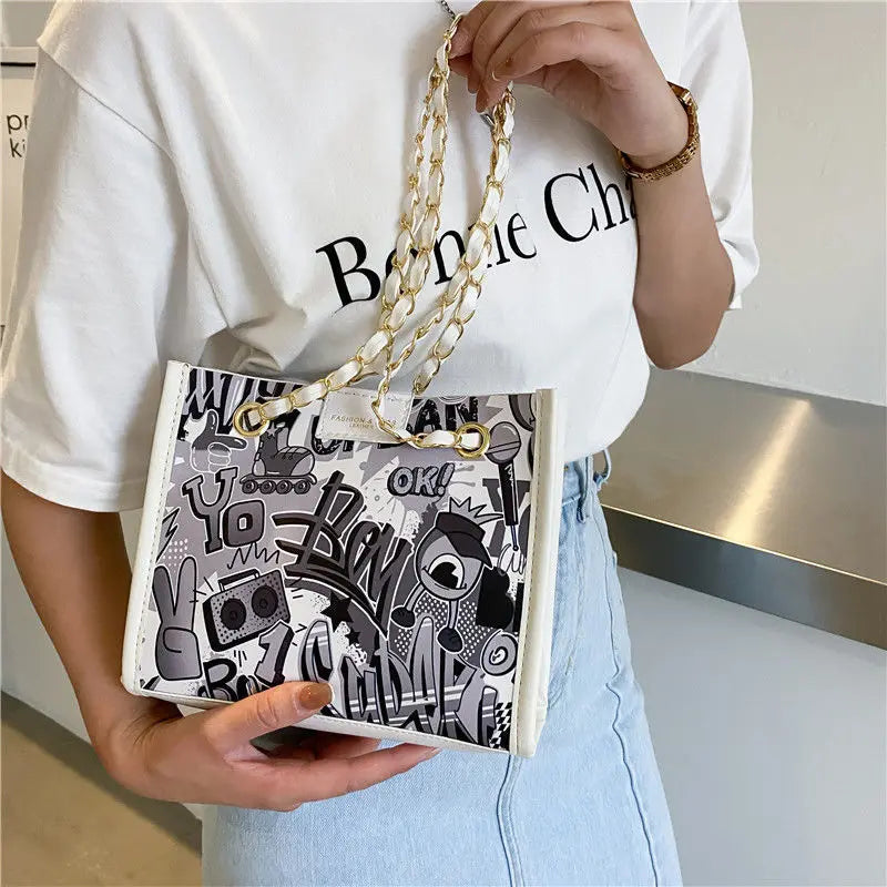 Graffiti Chain Messenger Bag Women's Shoulder Bag All-Match Small Square Bag