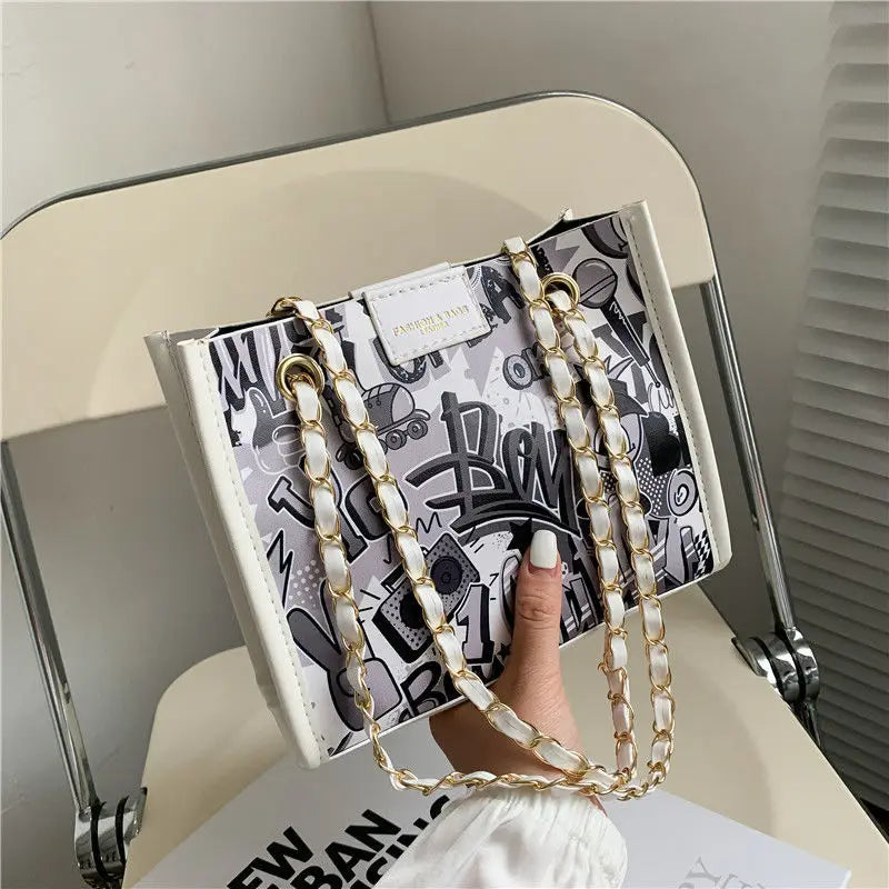 Graffiti Chain Messenger Bag Women's Shoulder Bag All-Match Small Square Bag