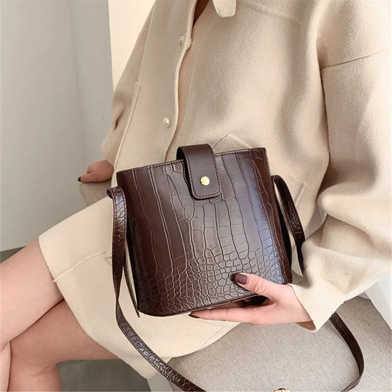Gusure Retro PU Leather Crossbody Bag Crocodile Small Bucket Handbag