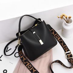 Stone Pattern Bucket Bag Underarm Bag
