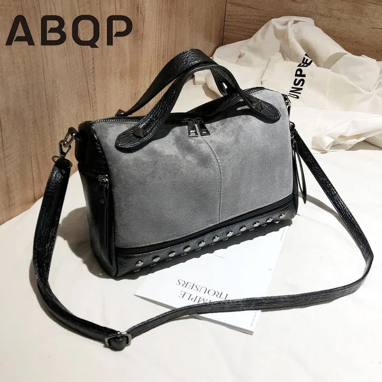 European American Shoulder Bag Rivet Travel Bag