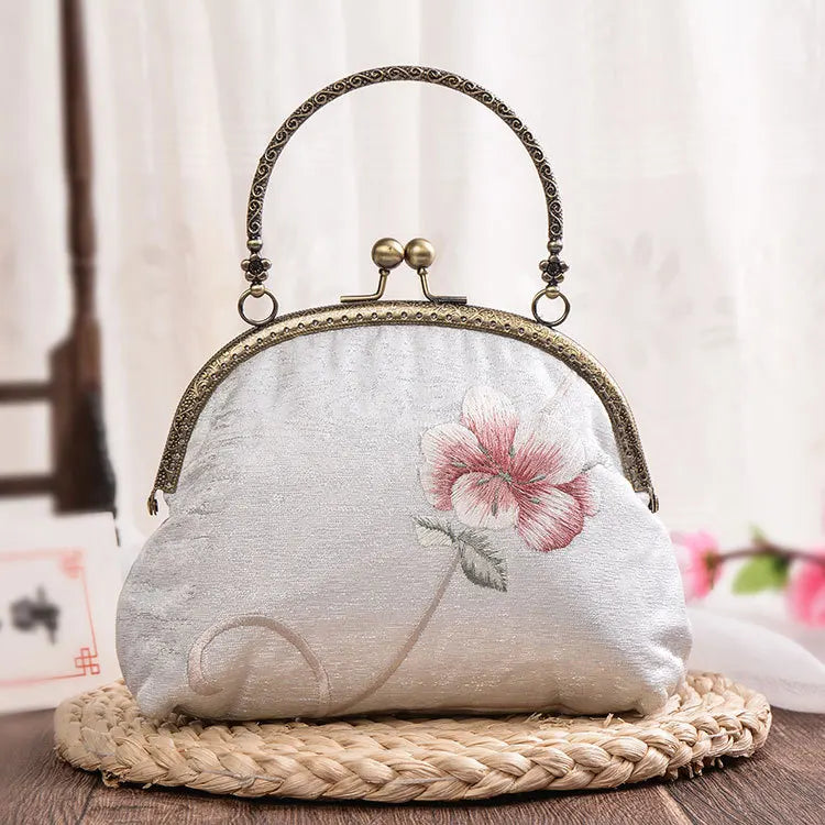 Vintage Floral Embroidery Clasp Handbag Chain Messenger Bag
