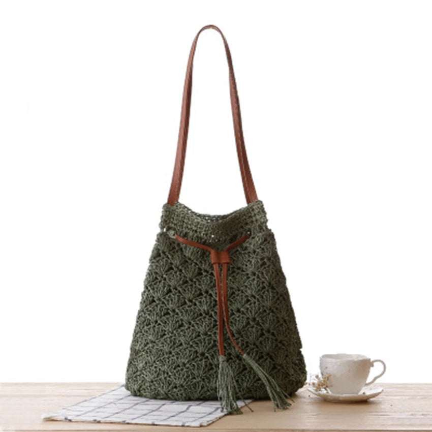 Tassel Bucket Straw Bag Small Fresh Woven Shoulder Beach Bag