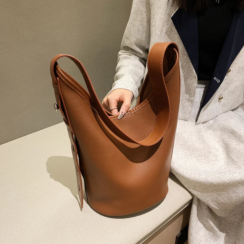 High Capacity Bucket Bag PU Leather Messenger Bag