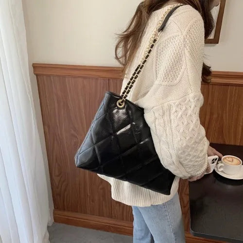 Soft PU Leather Female Chain Shoulder Bag Large Capacity Underarm Tote Handbag