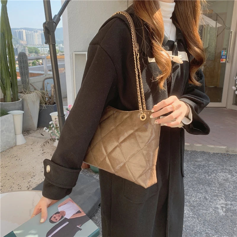 Soft PU Leather Female Chain Shoulder Bag Large Capacity Underarm Tote Handbag