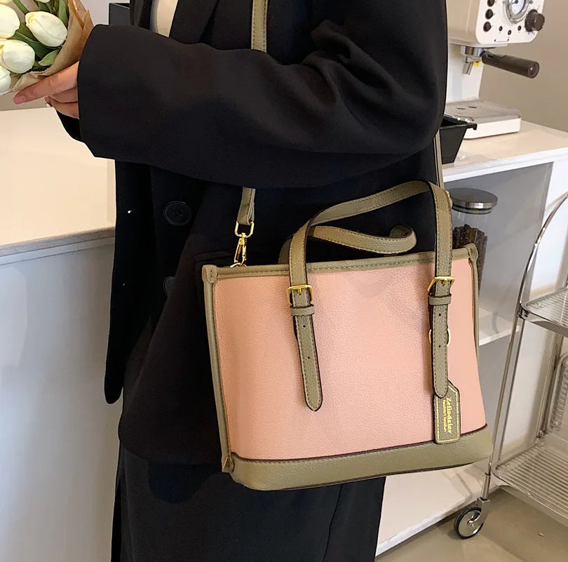 Retro Messenger Bags Women Large Capacity Handbags