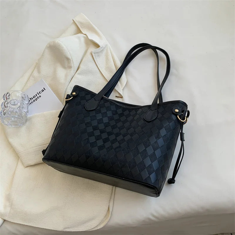 High-Quality Net Red Tote Bag for Women's Commuter Shoulder Bag